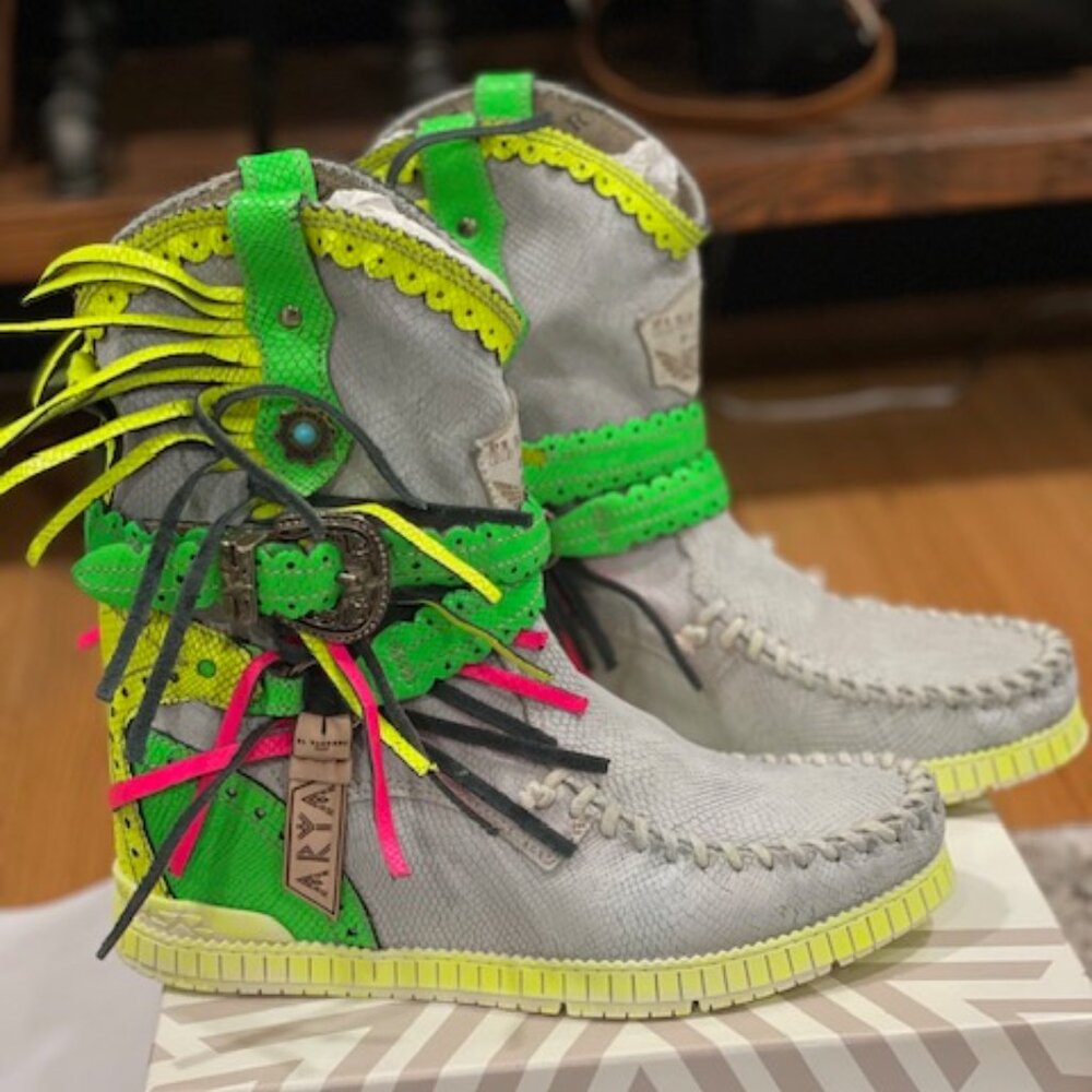 *SOLD* El Vaquero Arya Kalahari Trifluo Wedge Moccasin Boots EU39